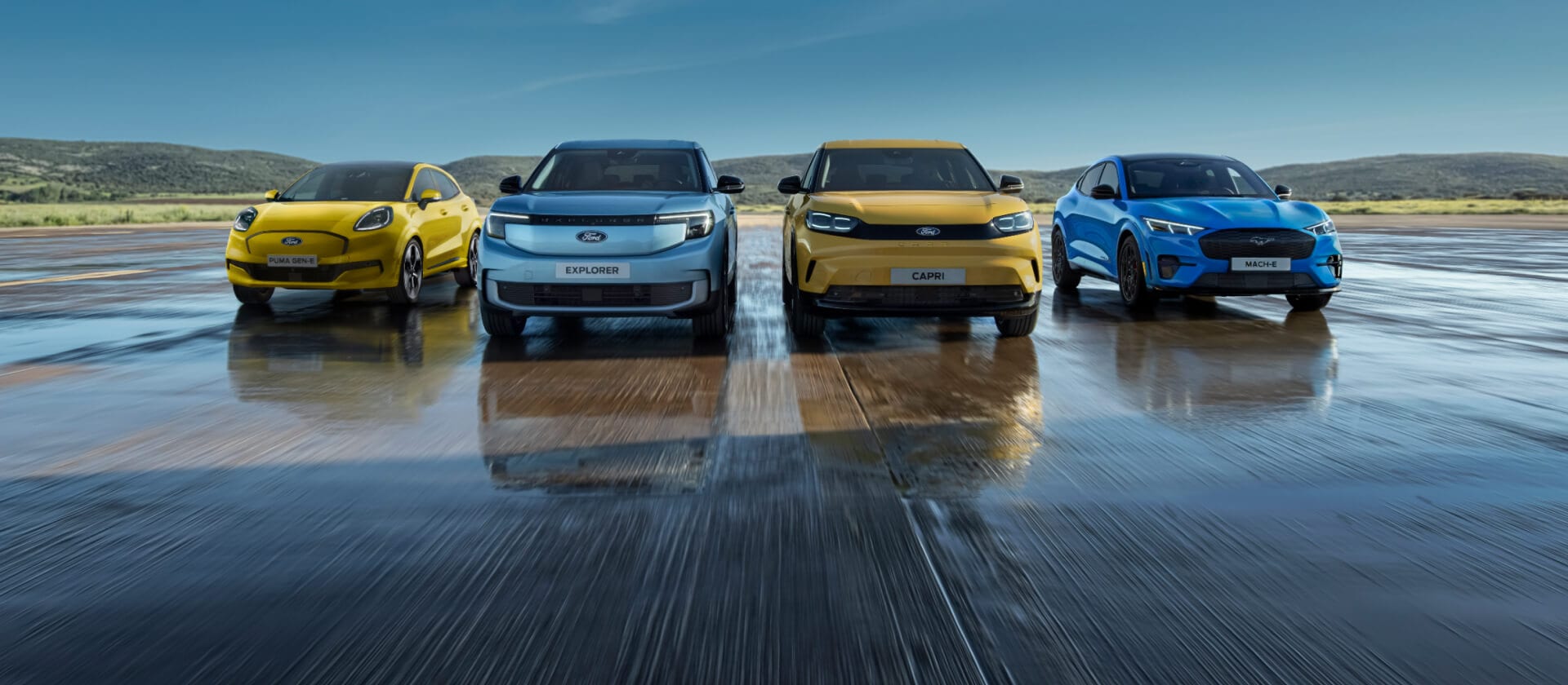 Gama de veículos elétricos da Ford, incluindo o Ford Puma Gen-E, Ford Explorer, Ford Capri e Ford Mustang Mach-E.