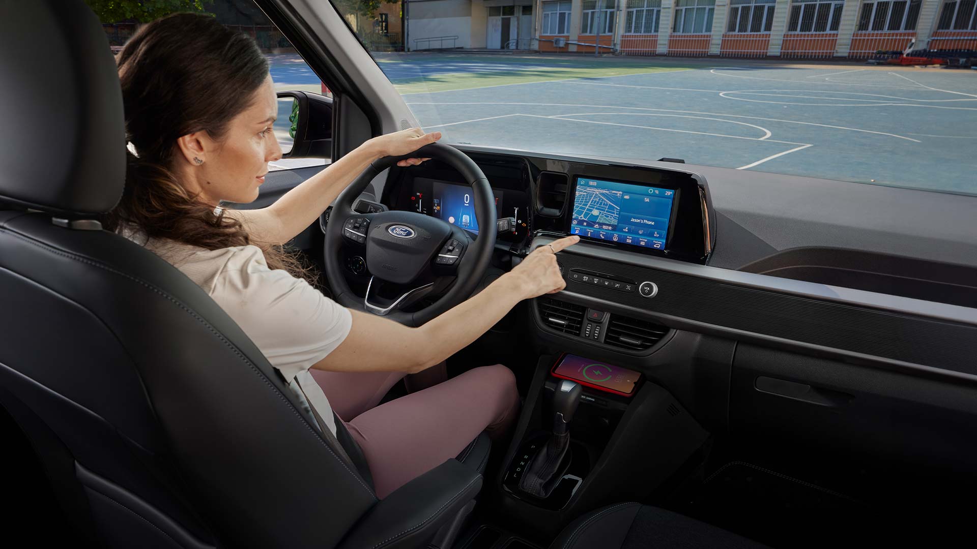 Ecrã tátil do Ford Tourneo Courier